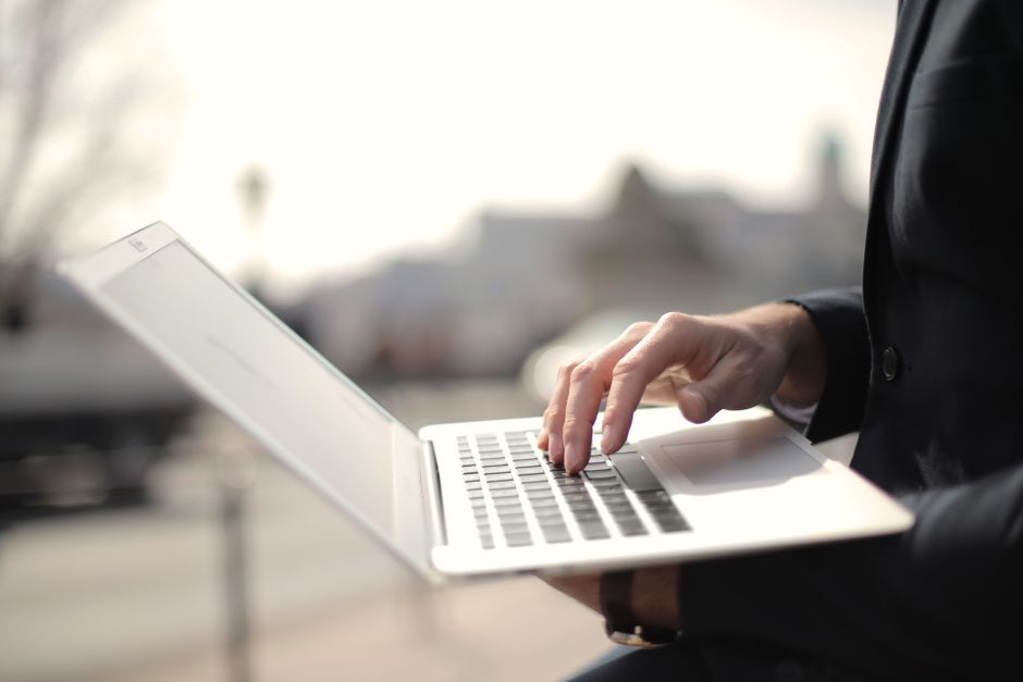 Booking Refundable Fares: When the Premium Pays